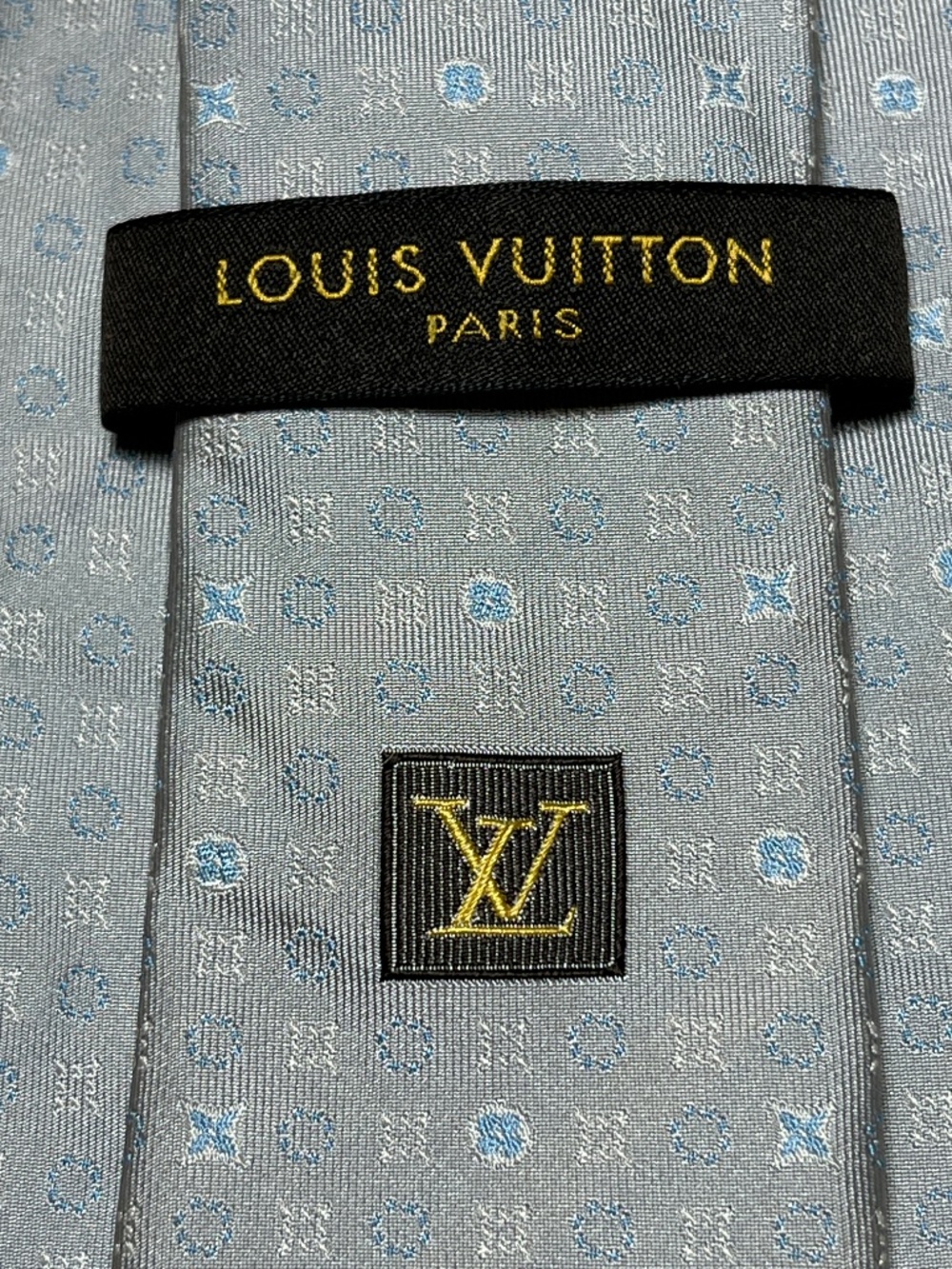 LOUIS VUITTON Micro Monogram Design Silk Necktie - 100% AUTHENTIC!! - Picture 3 of 4